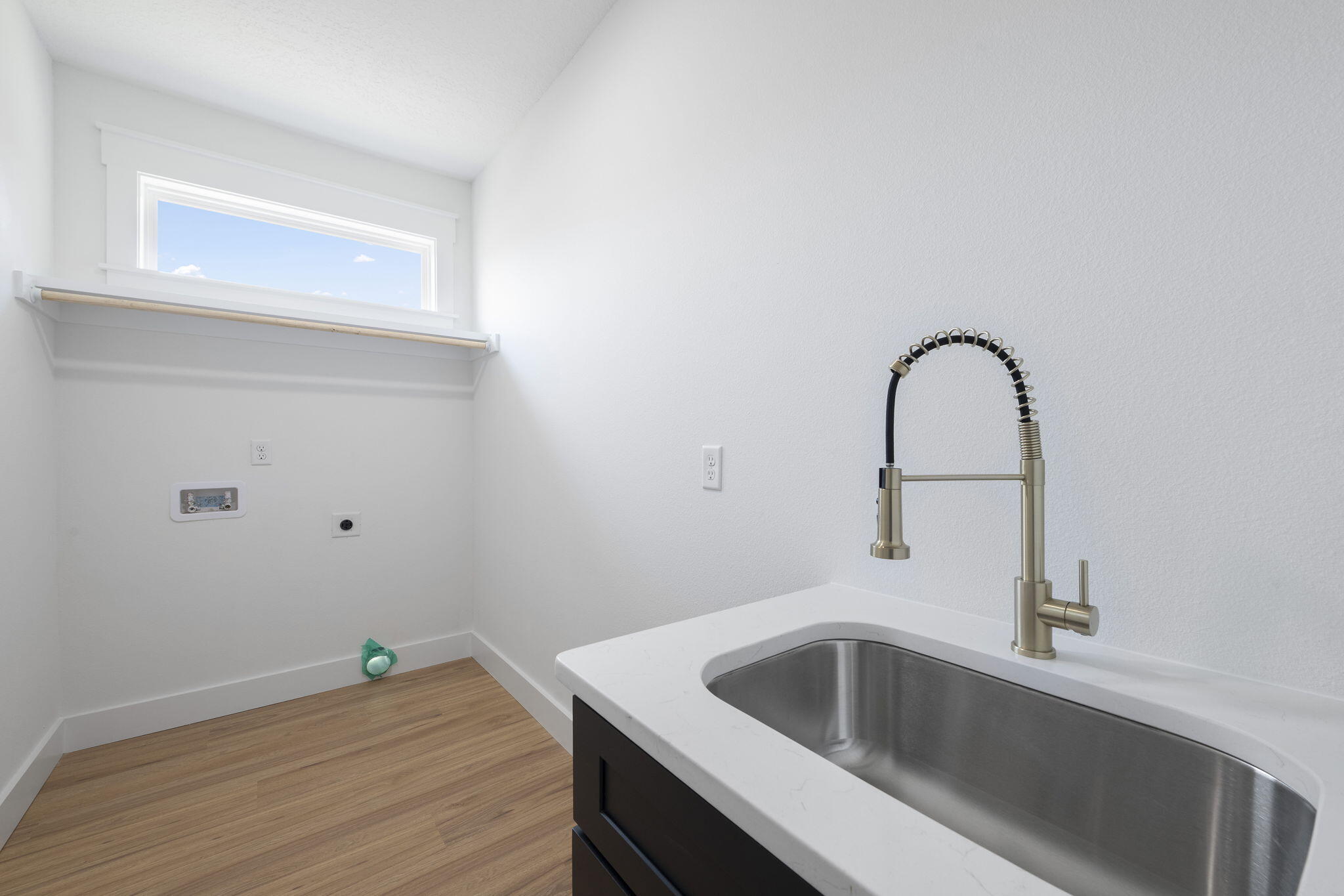 7713 Sandstone Street