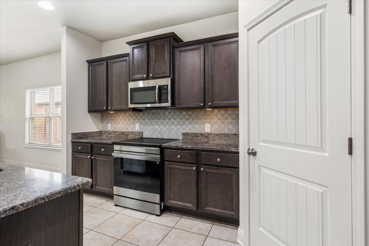 1713 Waterford Sound Boulevard