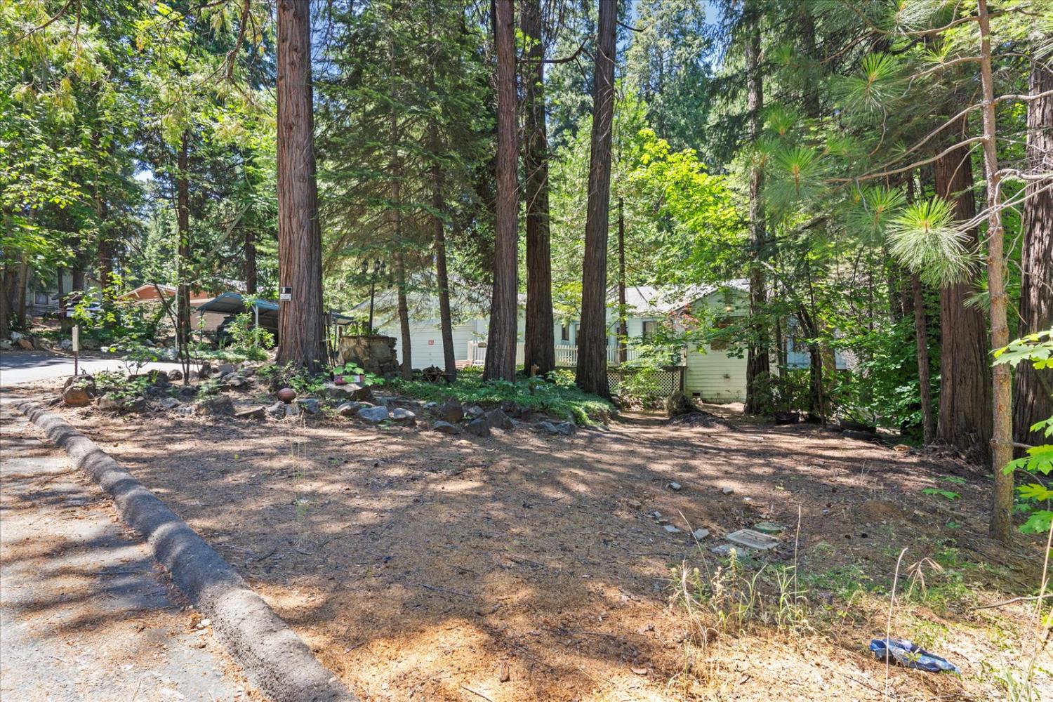 3205 Castlewood Circle