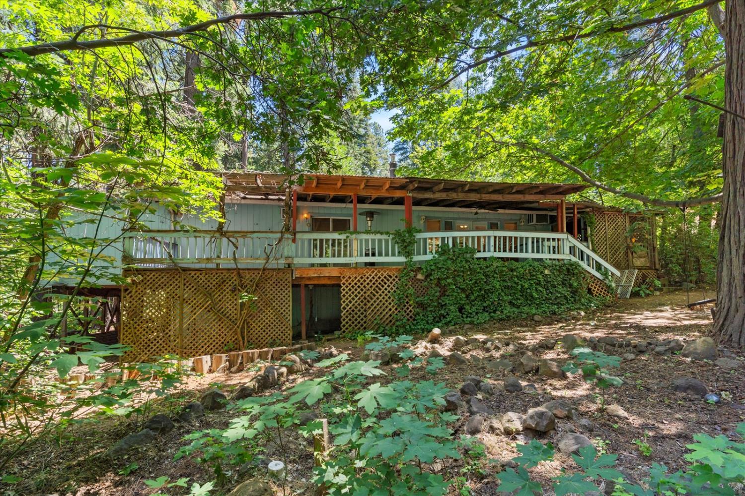 3205 Castlewood Circle