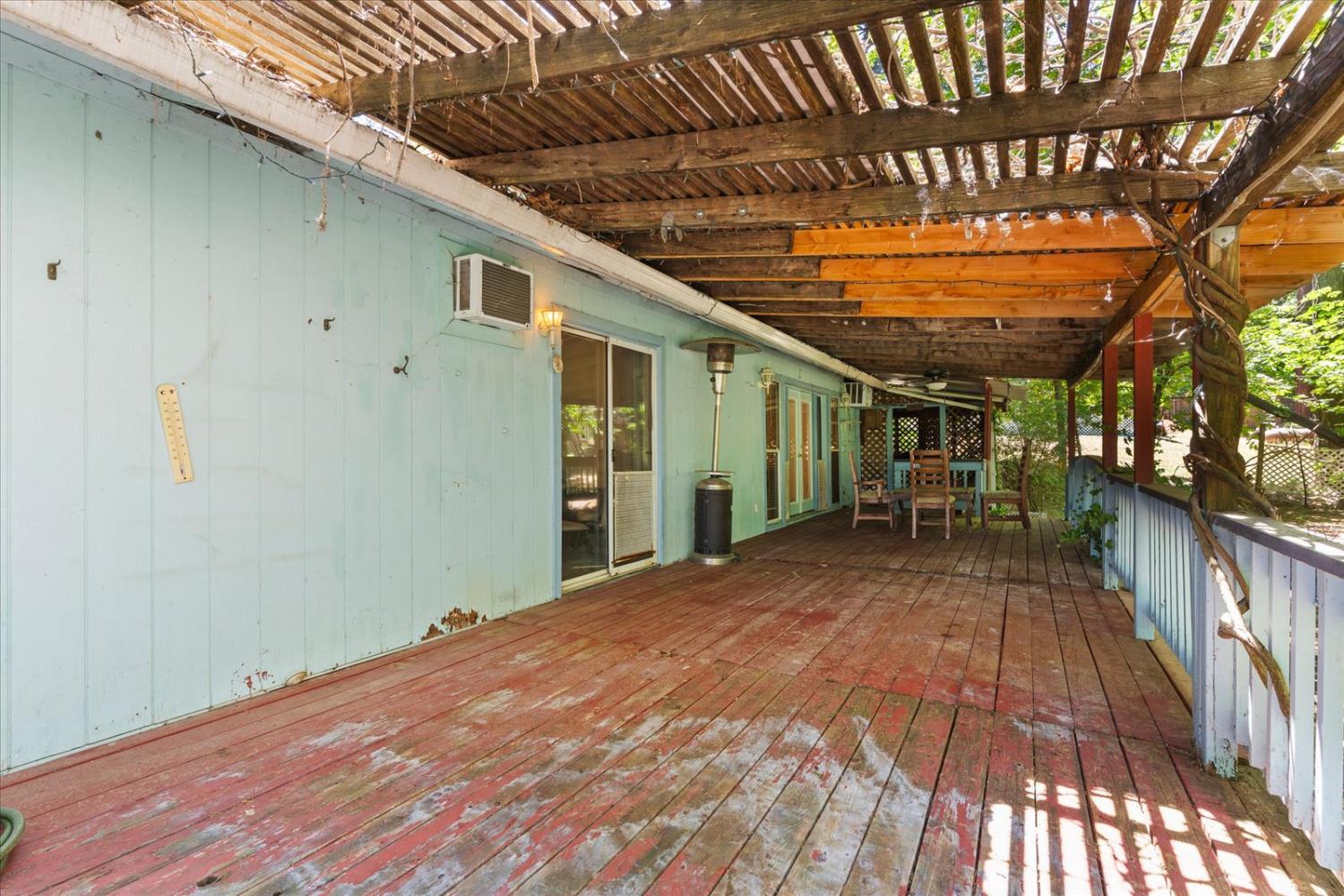 3205 Castlewood Circle