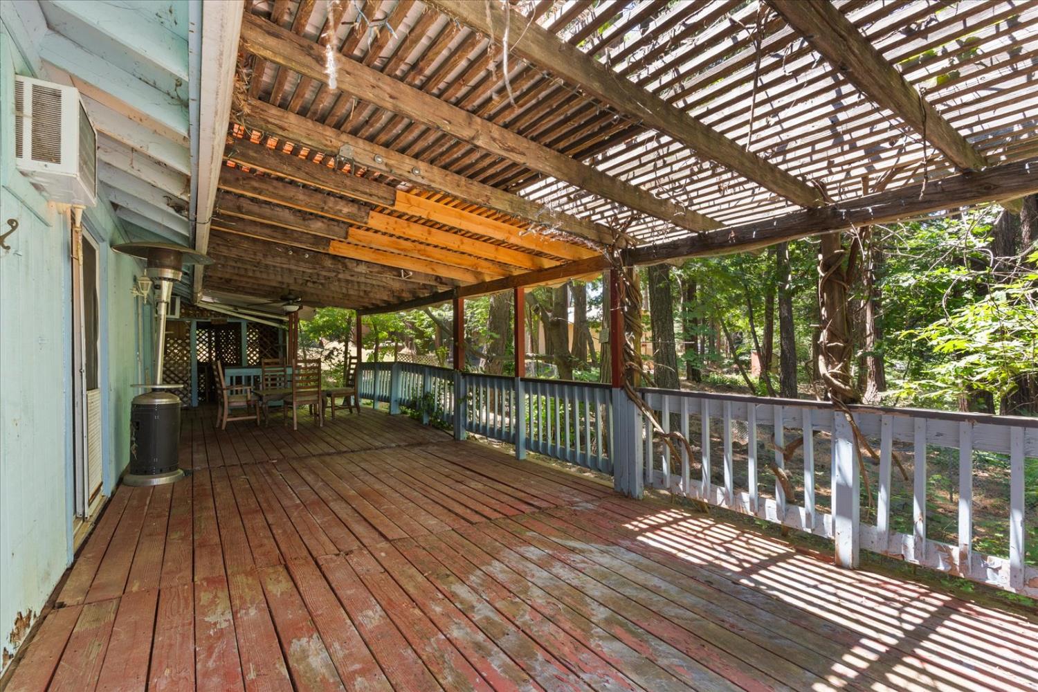 3205 Castlewood Circle