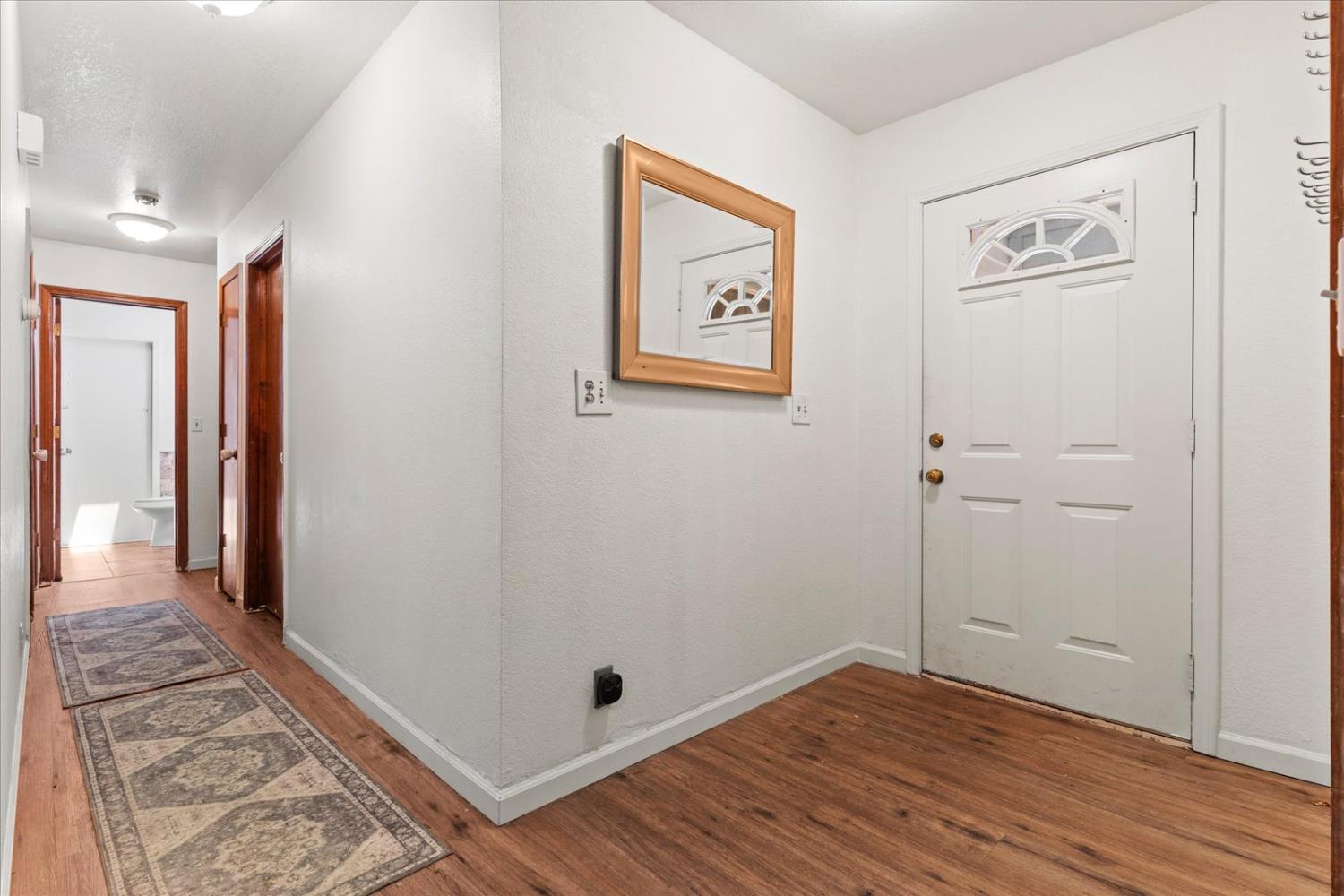 3205 Castlewood Circle