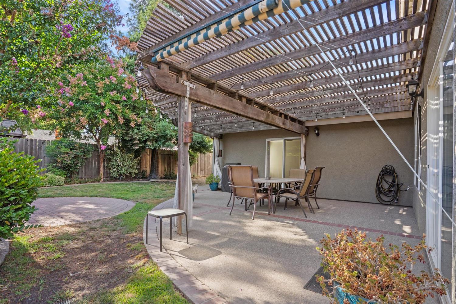 9000 Pembridge Drive