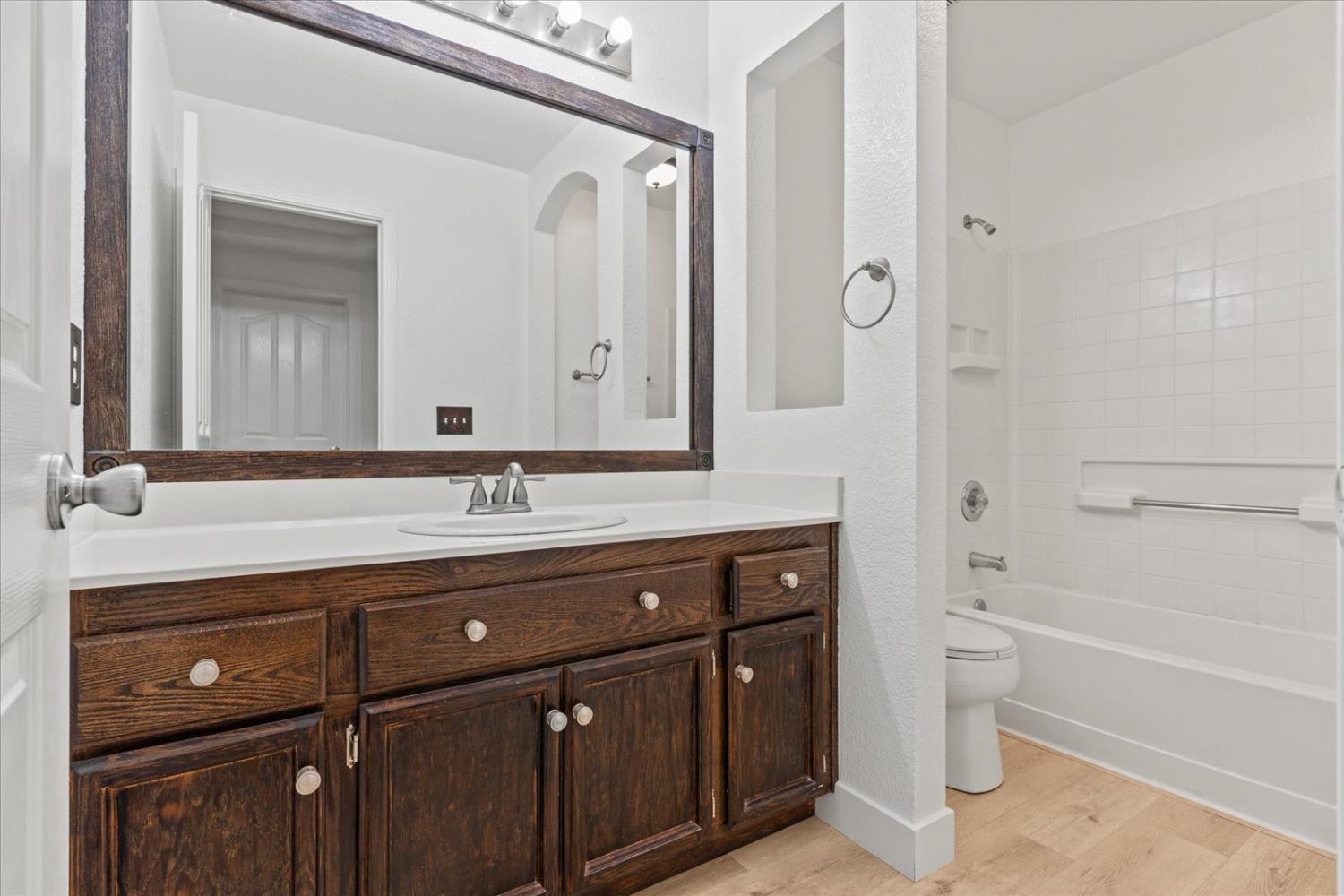 9000 Pembridge Drive