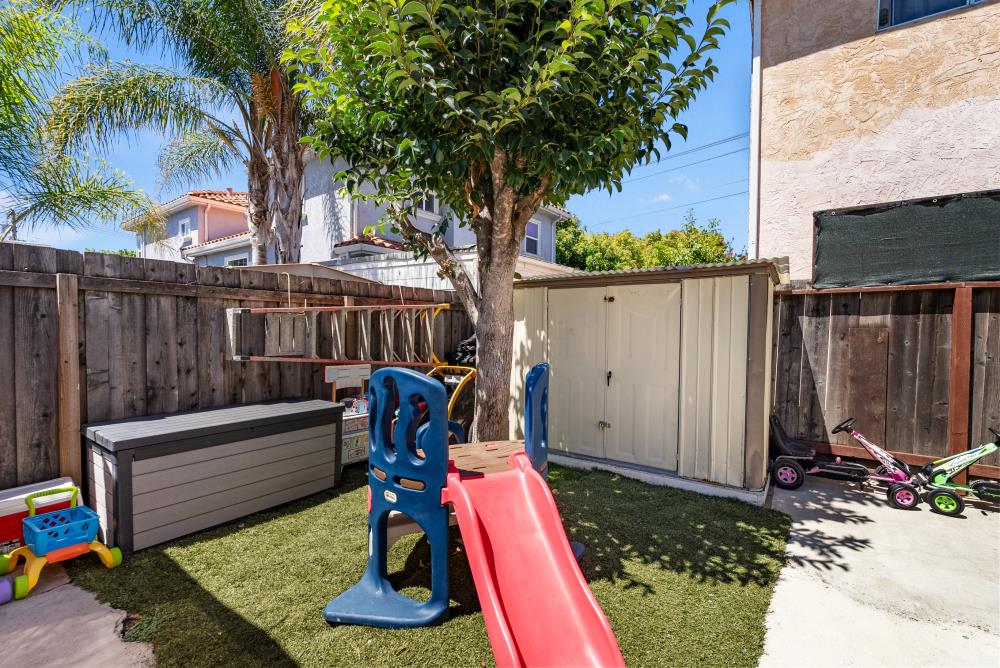 33721 12th Street