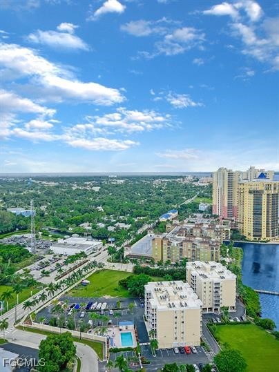 3000 Oasis Grand BLVD