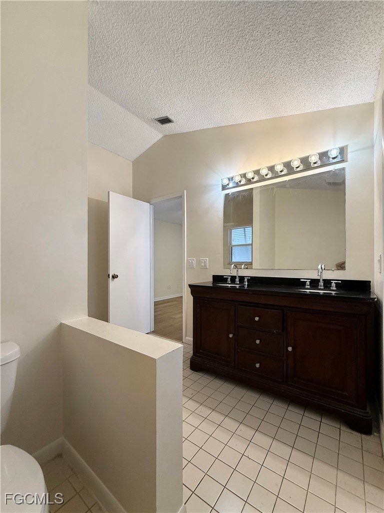 9701 Galley CT