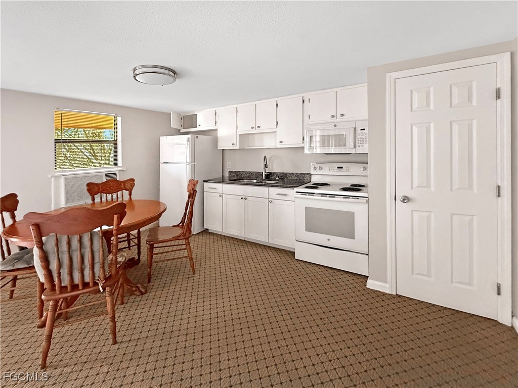 204 2nd ST 1