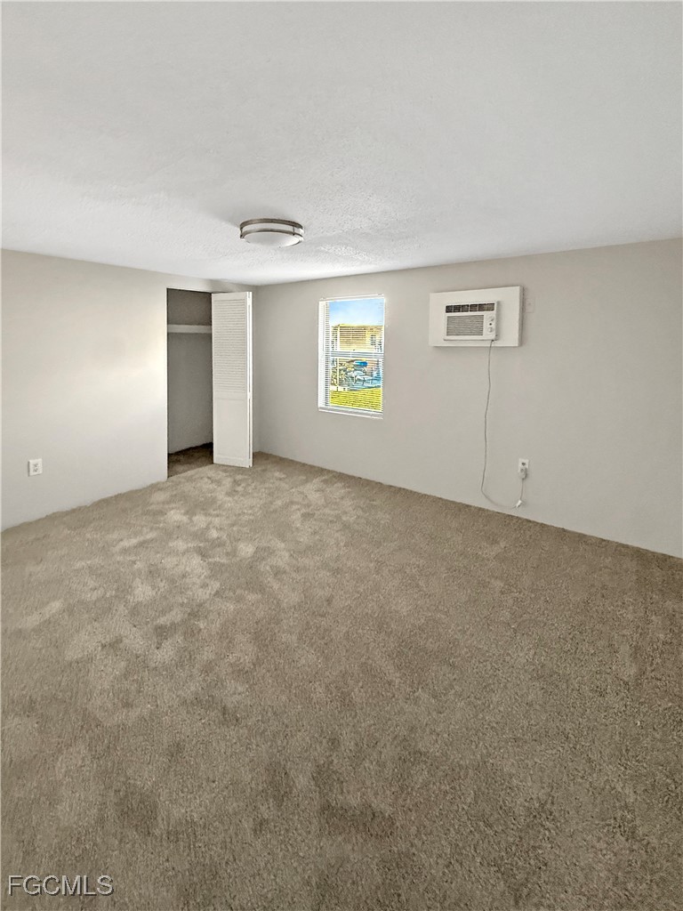204 2nd ST 1