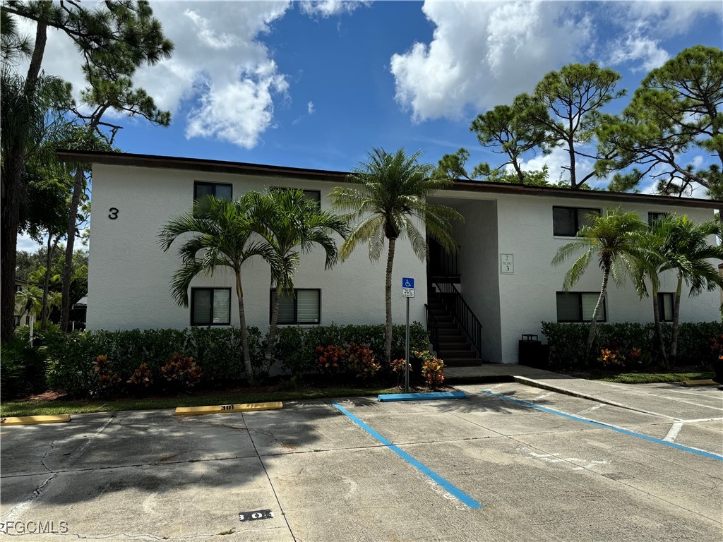 7961 Gladiolus DR