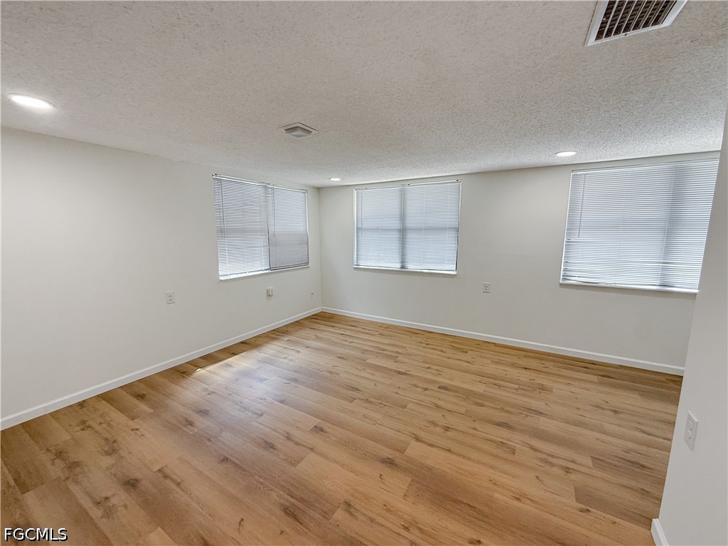 202 2nd ST L