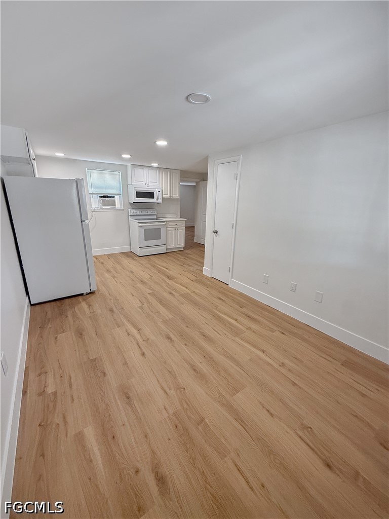 204 2nd ST 2