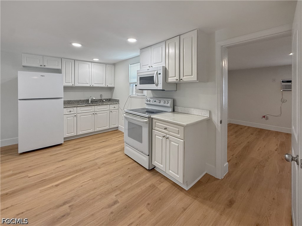 204 2nd ST 2