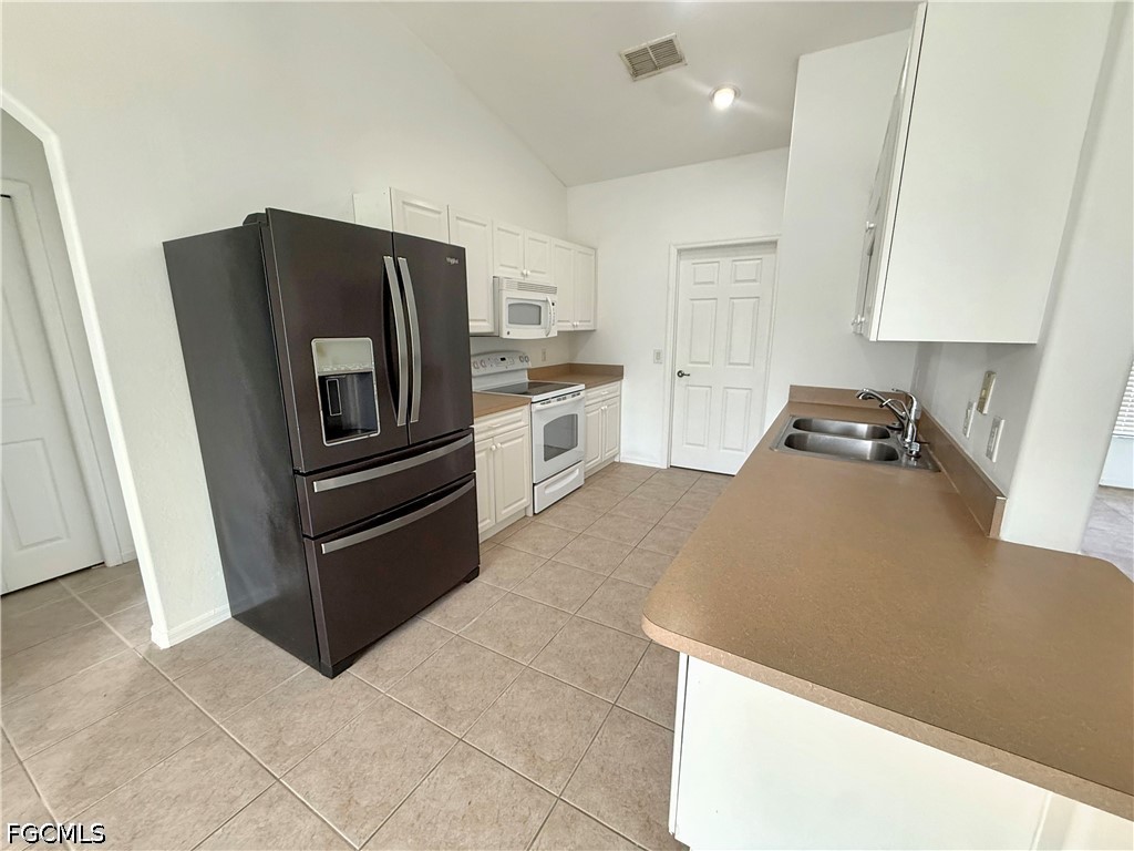 203 NW 24th TER
