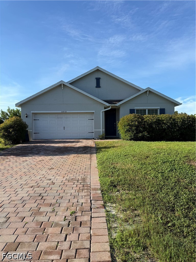 8458 Blackberry RD