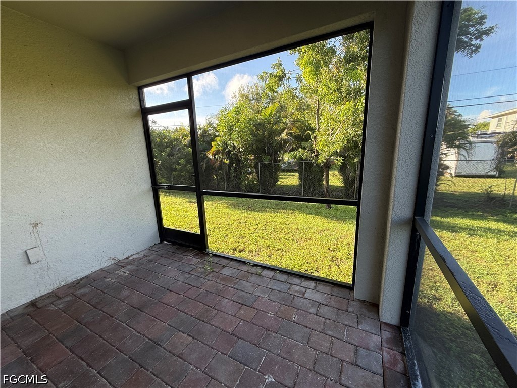 8458 Blackberry RD