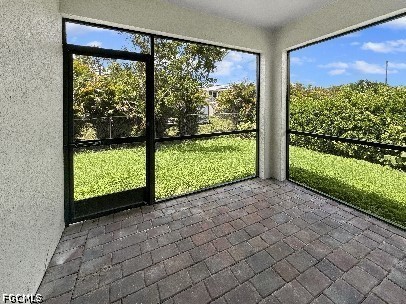 8458 Blackberry RD