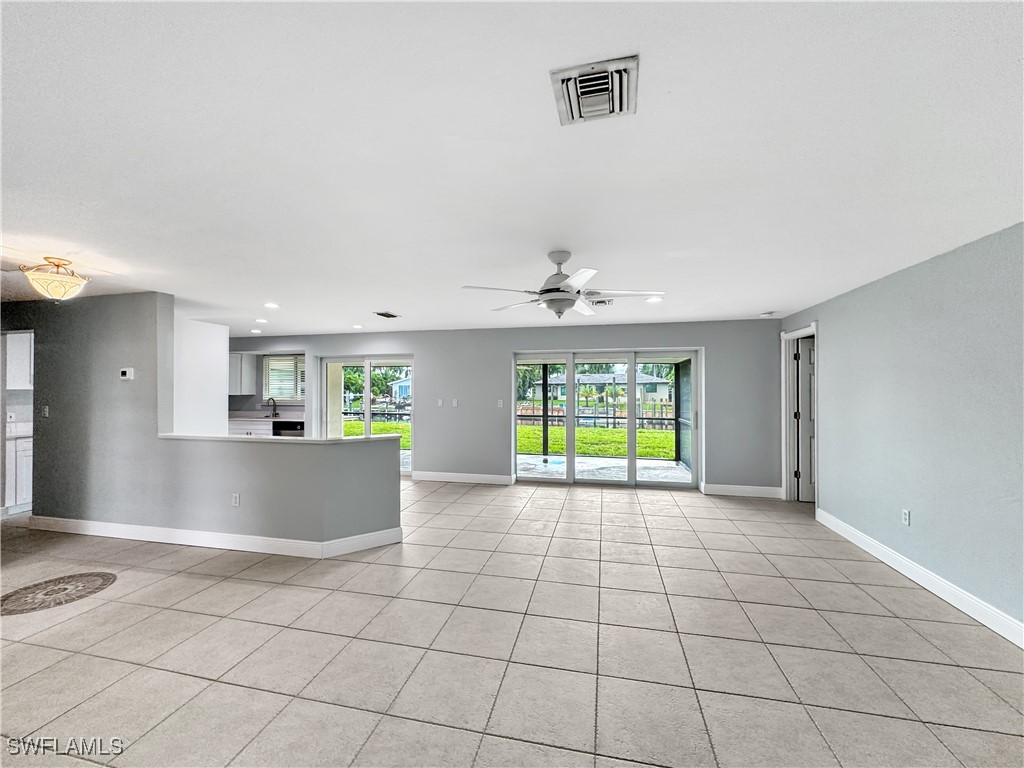 5205 Del Prado BLVD S