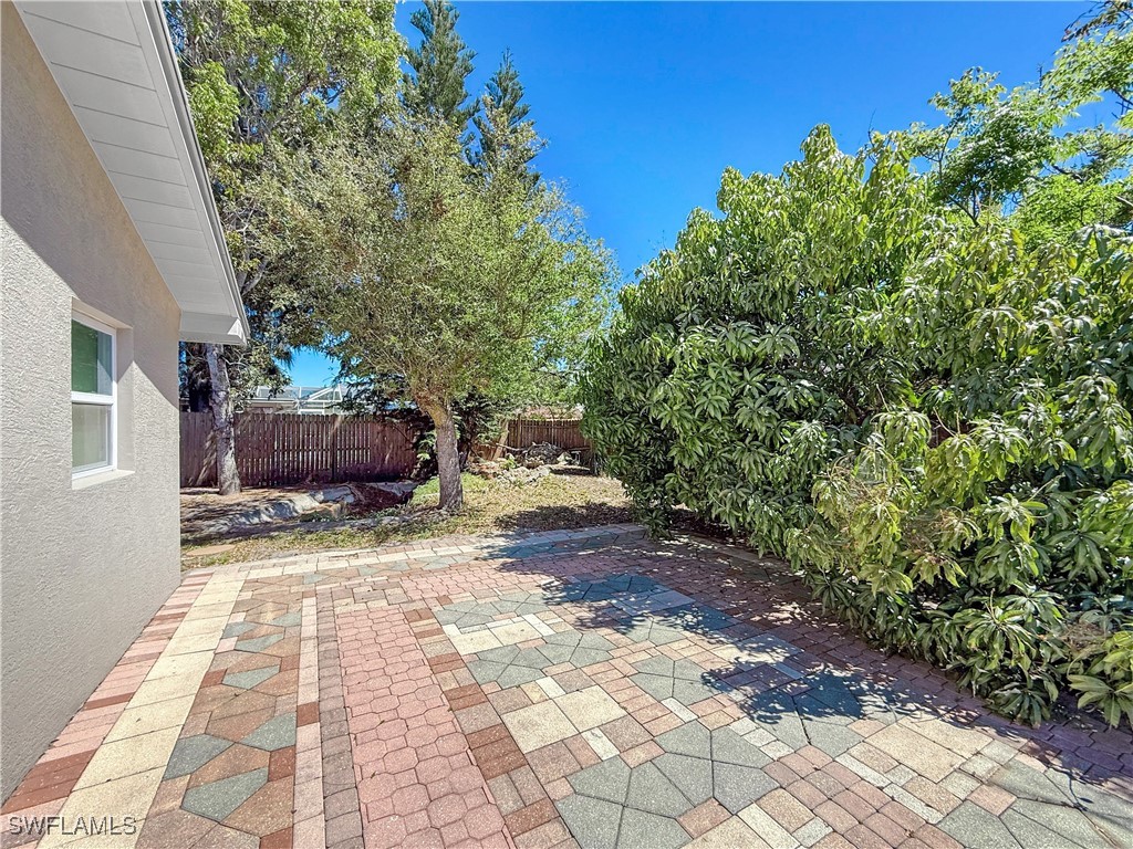 429 Morgan CIR S
