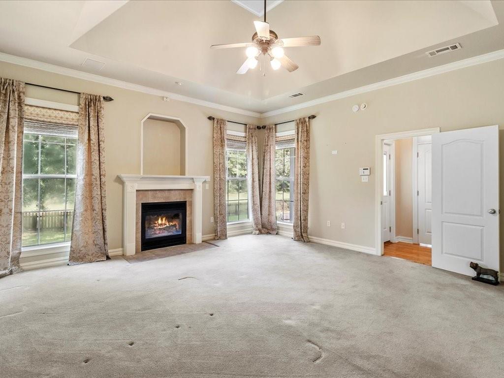 260 DELTA Drive