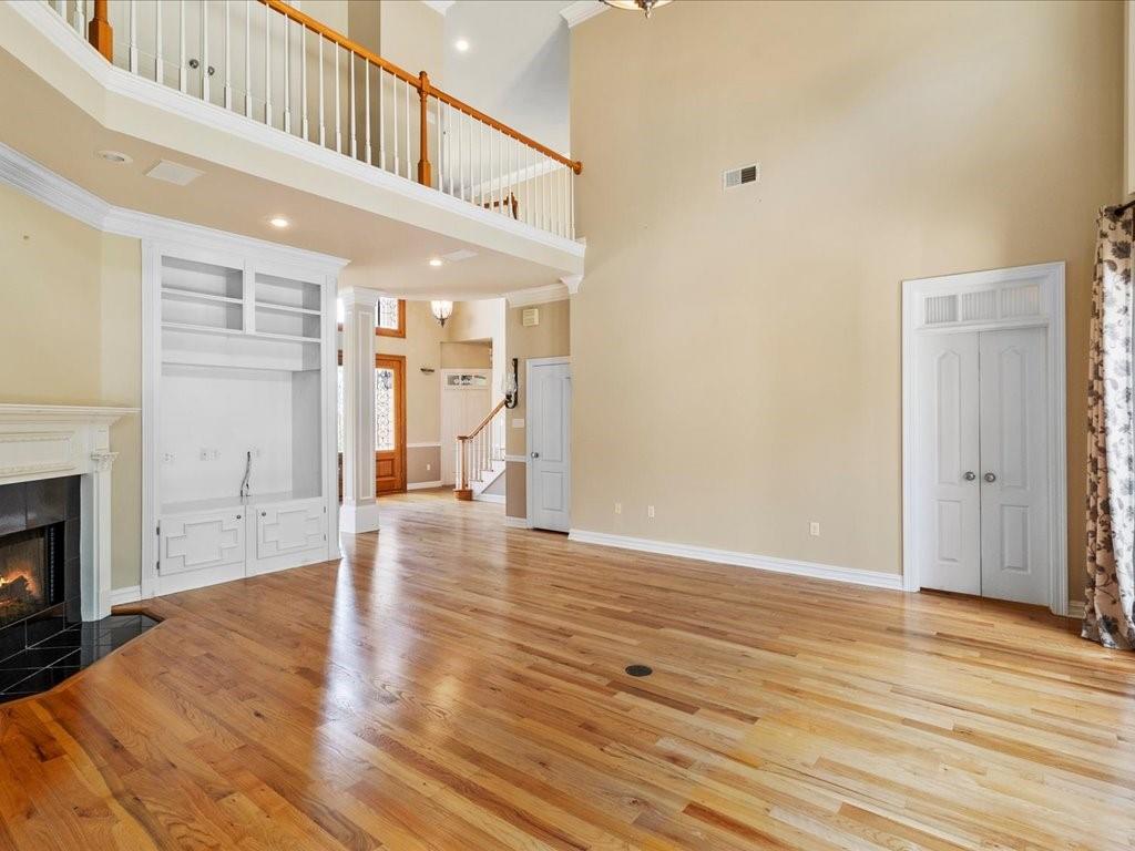260 DELTA Drive