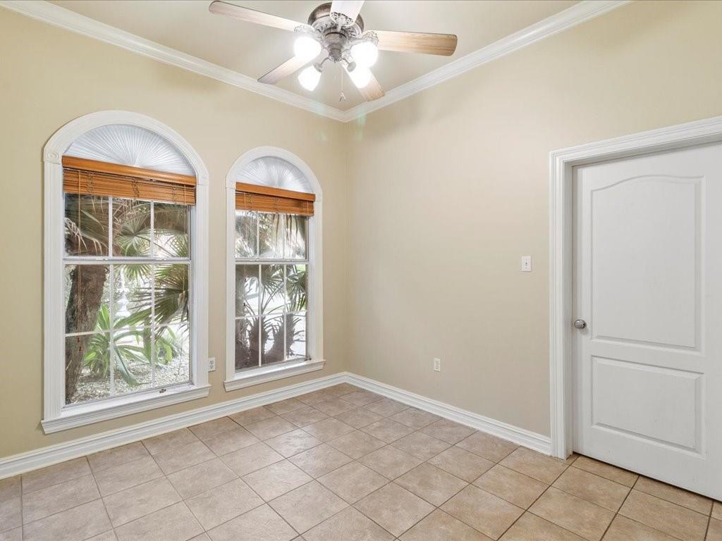 260 DELTA Drive
