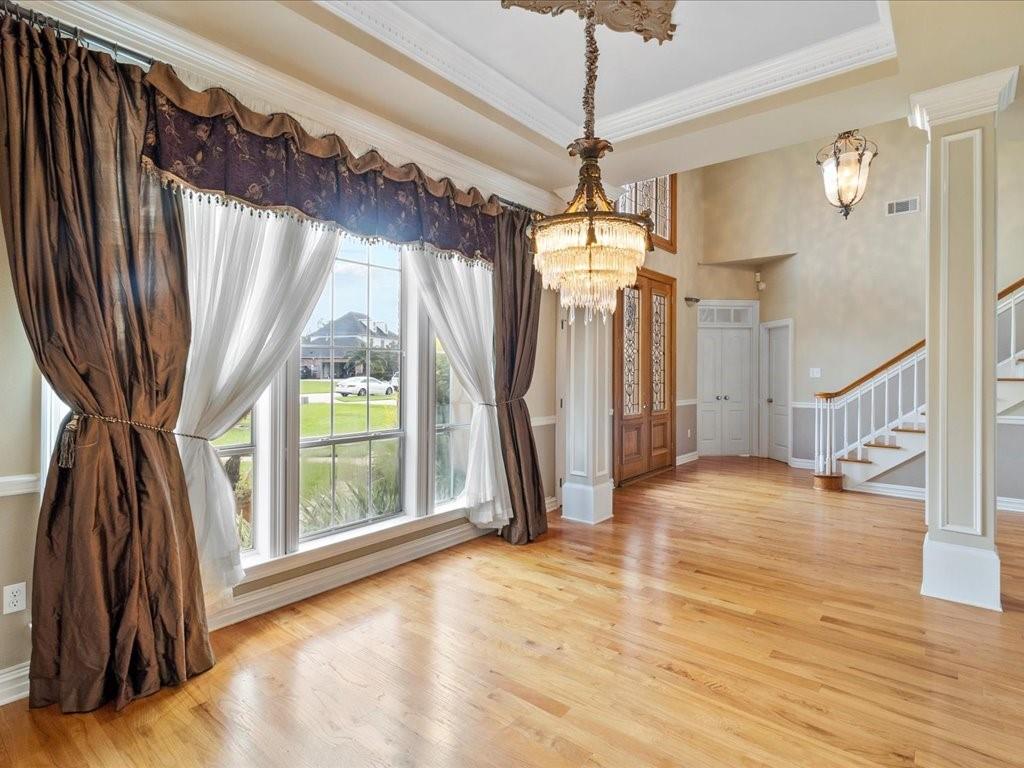 260 DELTA Drive