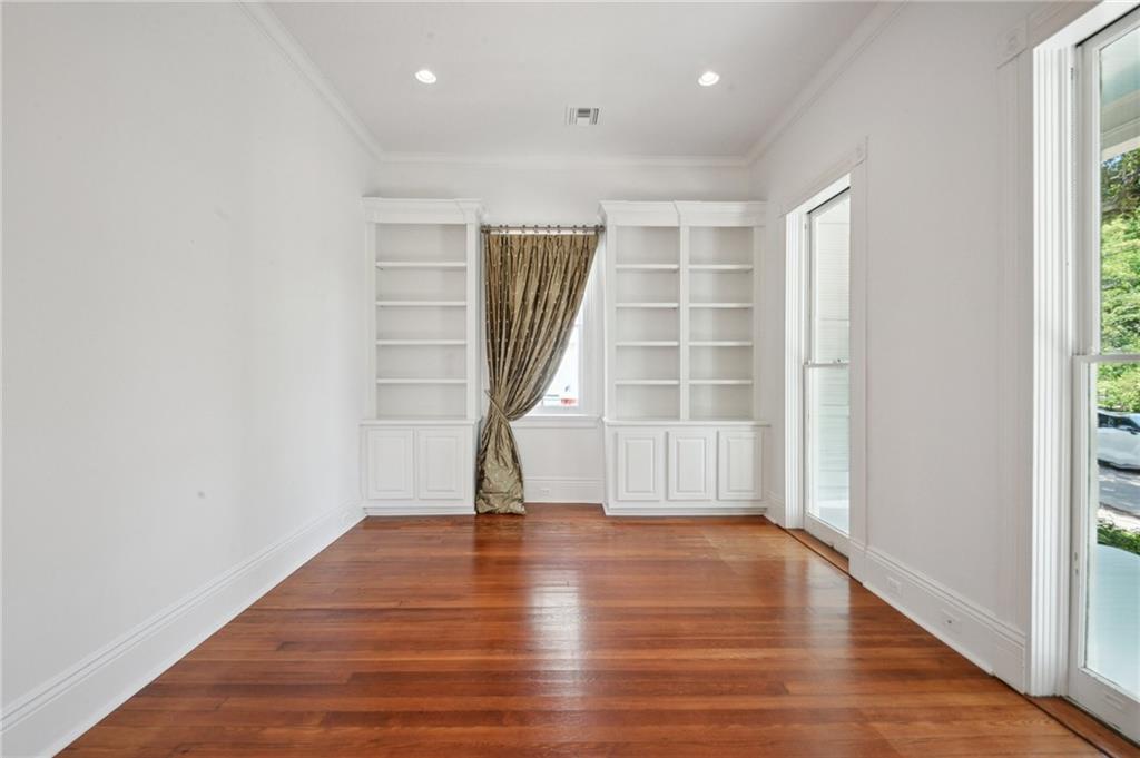 406 AUDUBON Street