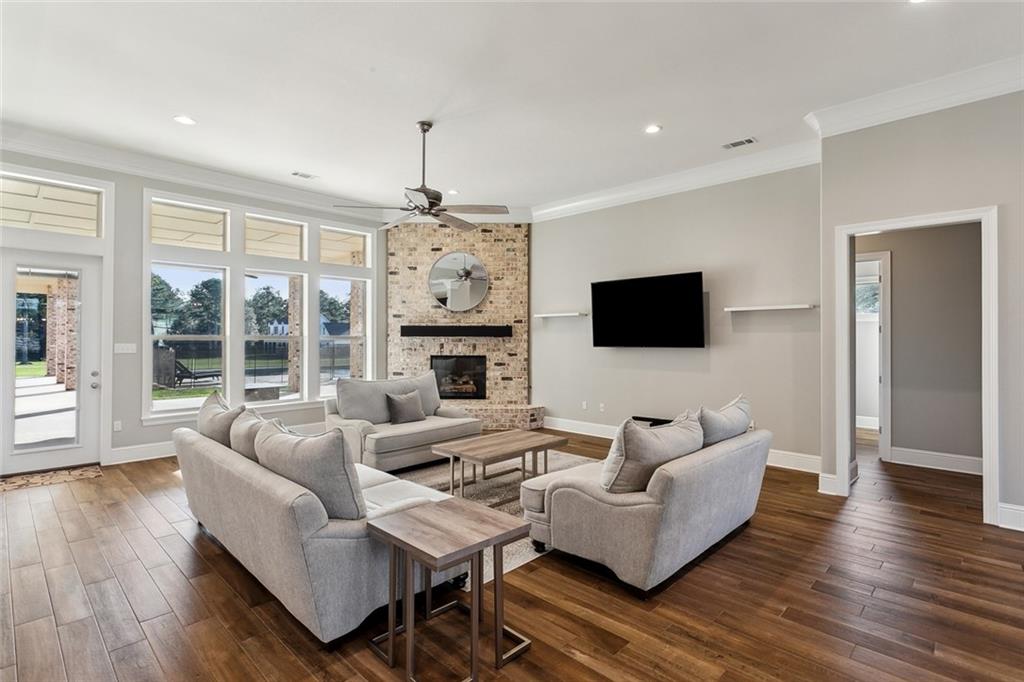 75024 EMERYWOOD Drive
