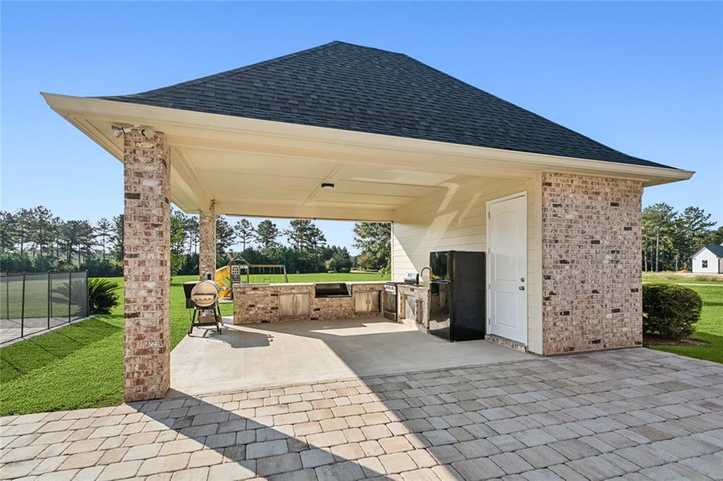 75024 EMERYWOOD Drive