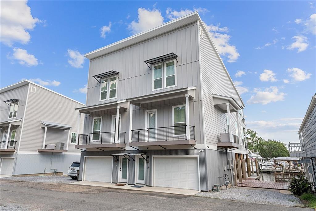 979 MARINA Boulevard A