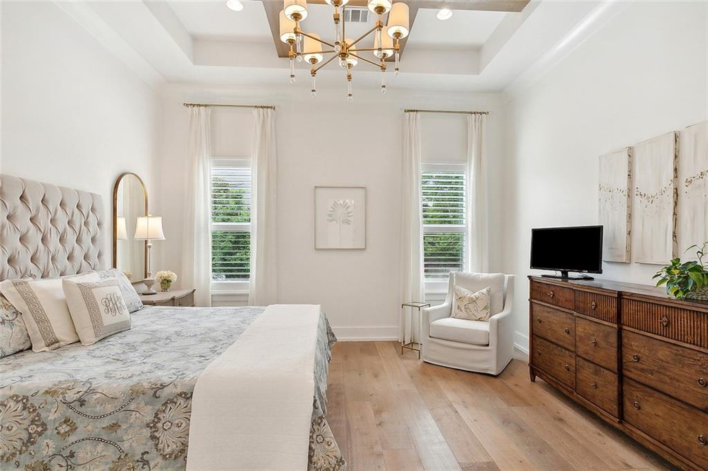 1204 DELTA Lane