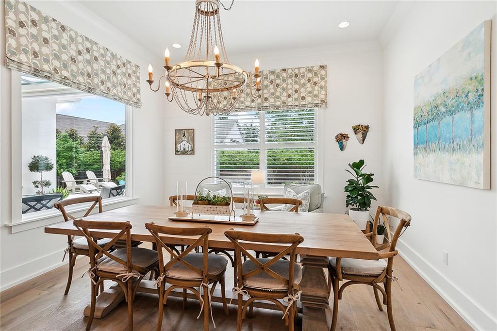 1204 DELTA Lane