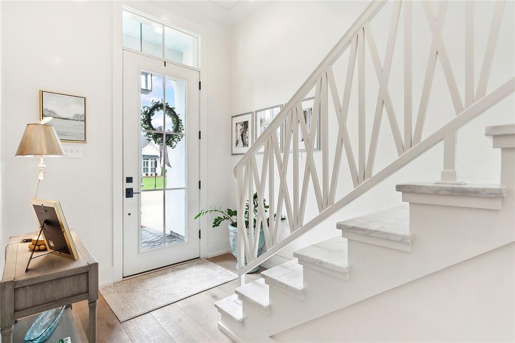 1204 DELTA Lane