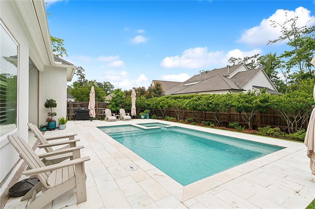 1204 DELTA Lane