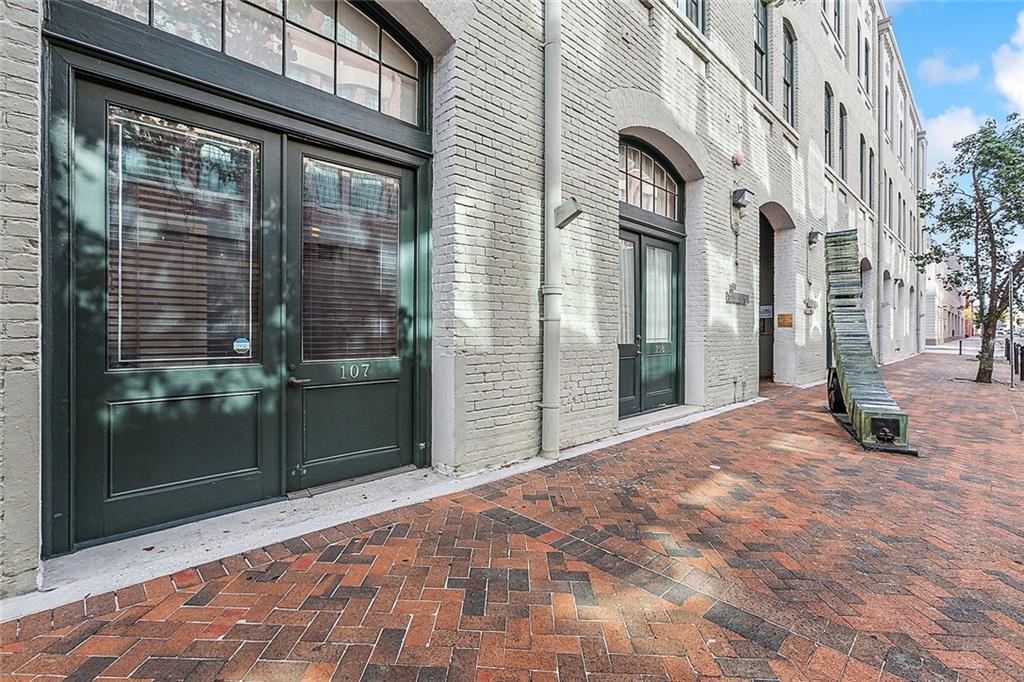 700 COMMERCE Street 107