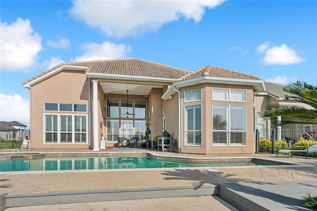 1079 S MARINA VILLA None