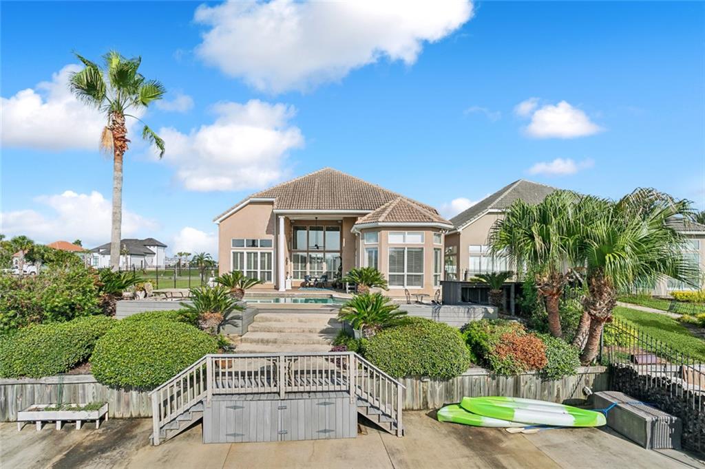 1079 S MARINA VILLA None