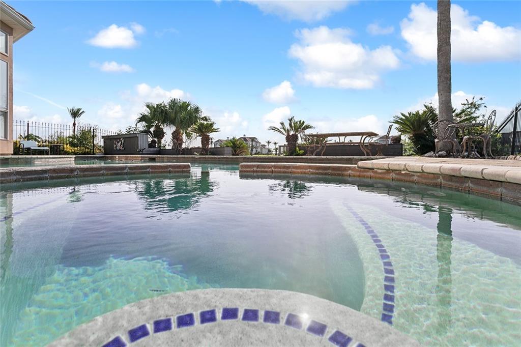 1079 S MARINA VILLA None