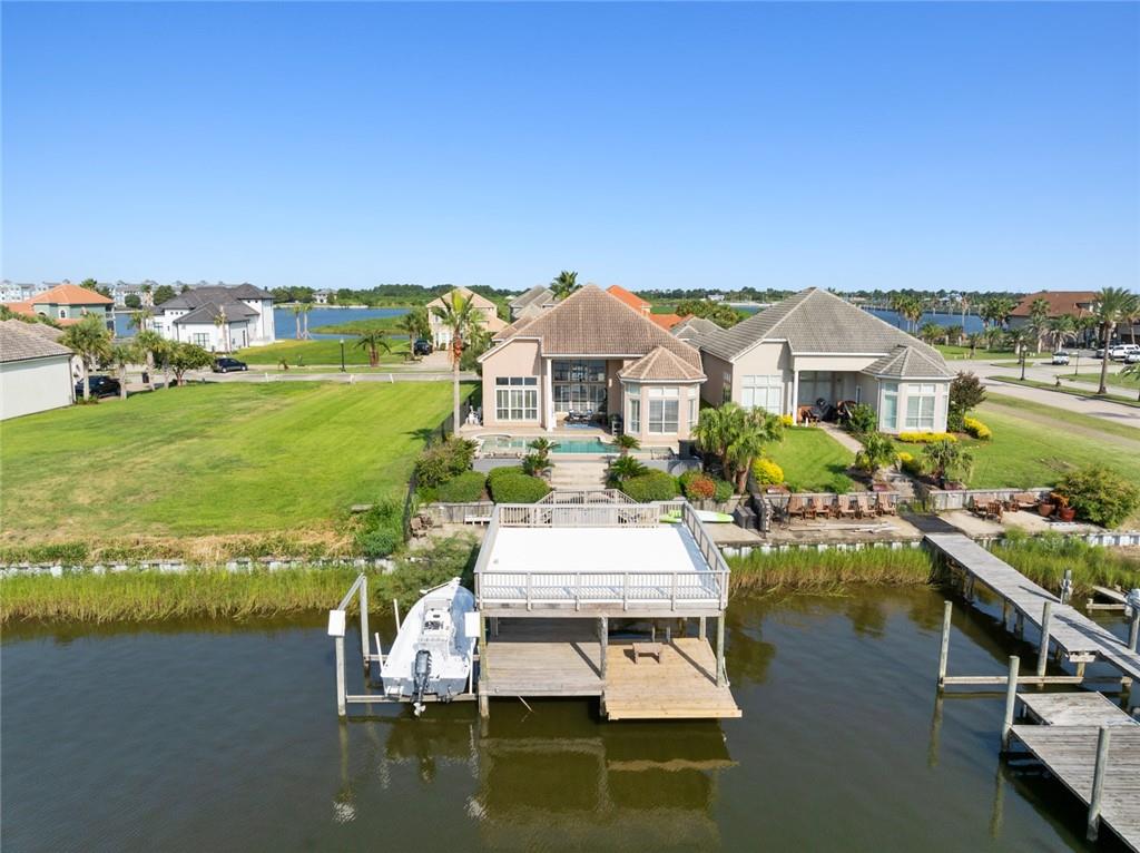1079 S MARINA VILLA None