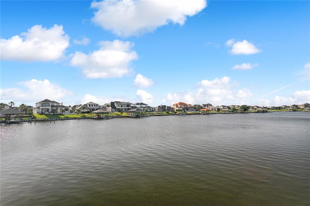 1079 S MARINA VILLA None
