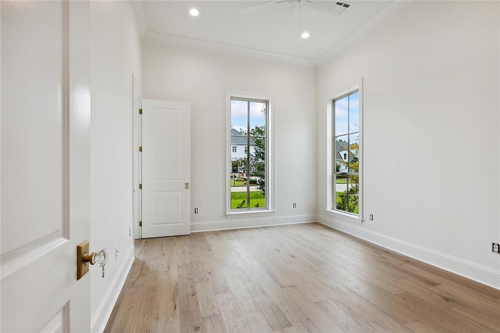 129 OLEANDER Court