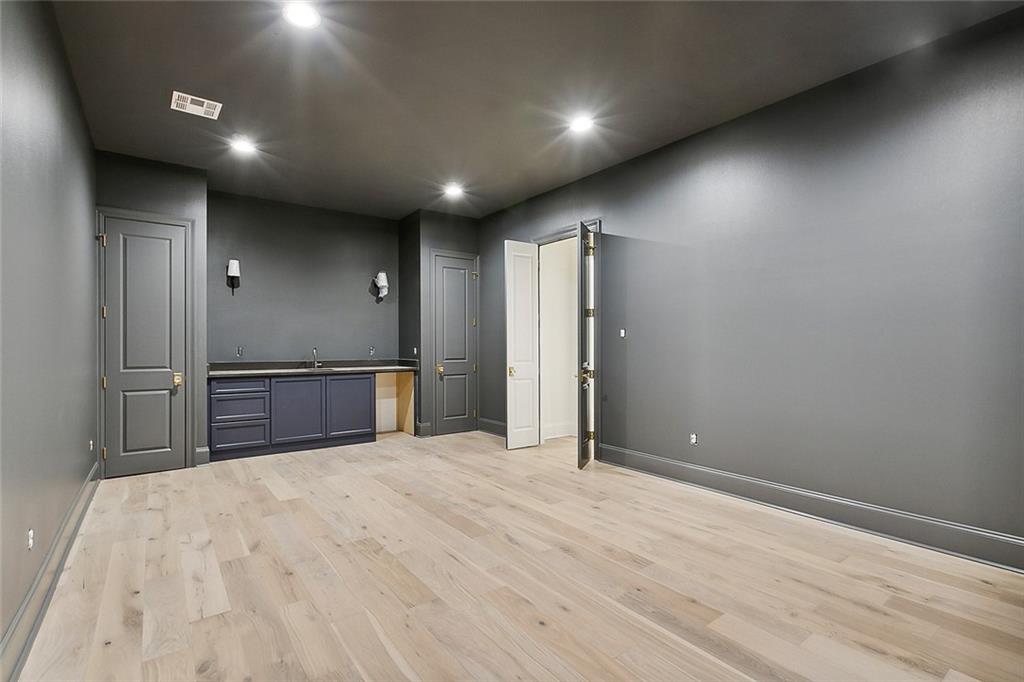 129 OLEANDER Court
