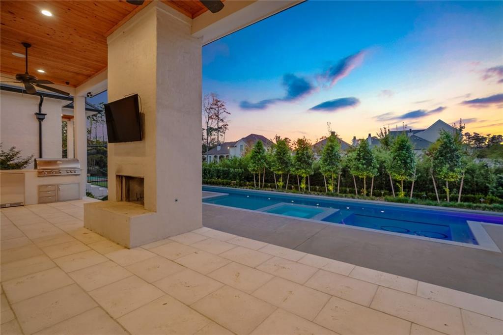 200 OLEANDER Court