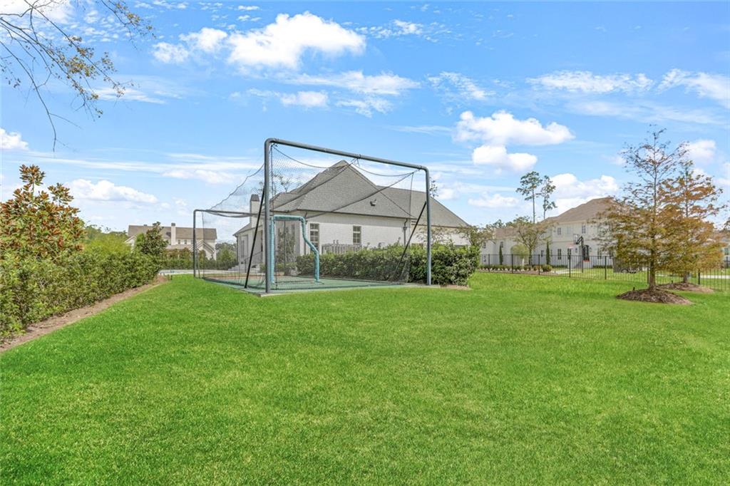 200 OLEANDER Court