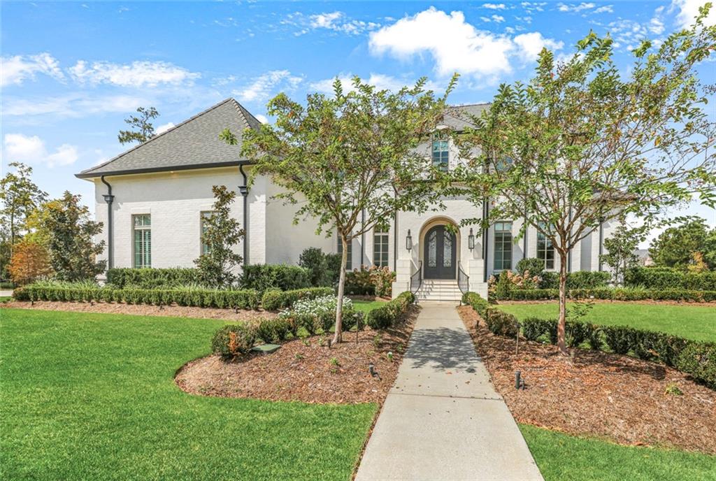 200 OLEANDER Court