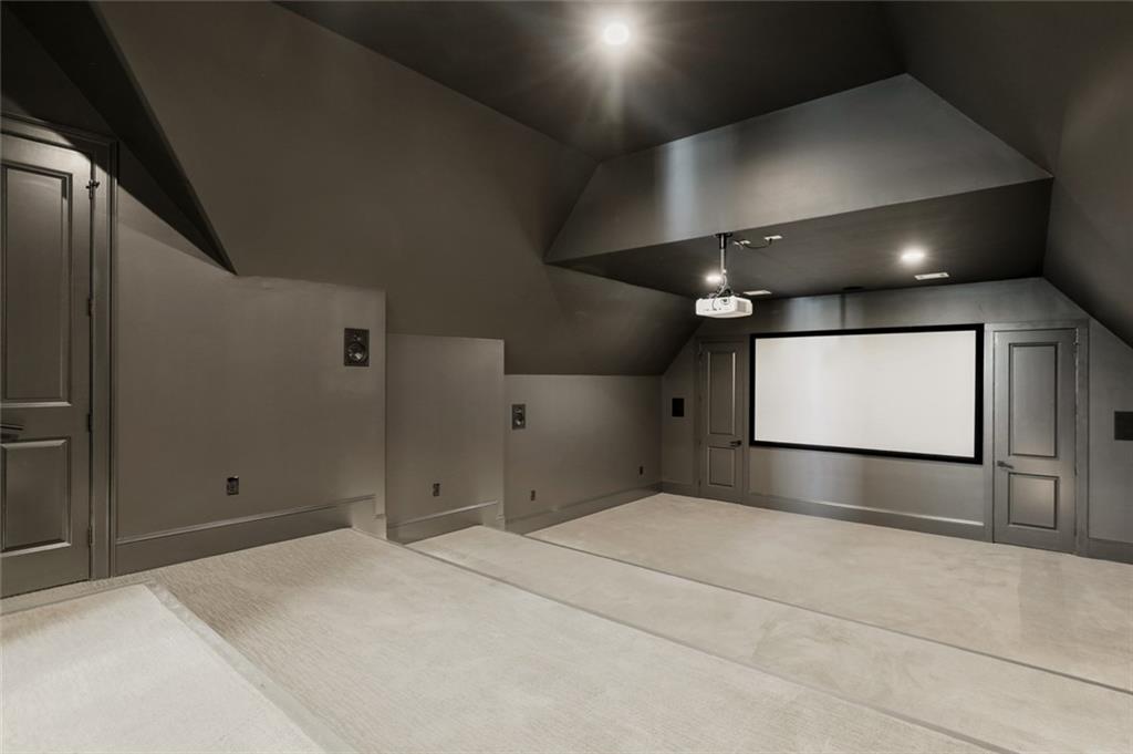 200 OLEANDER Court