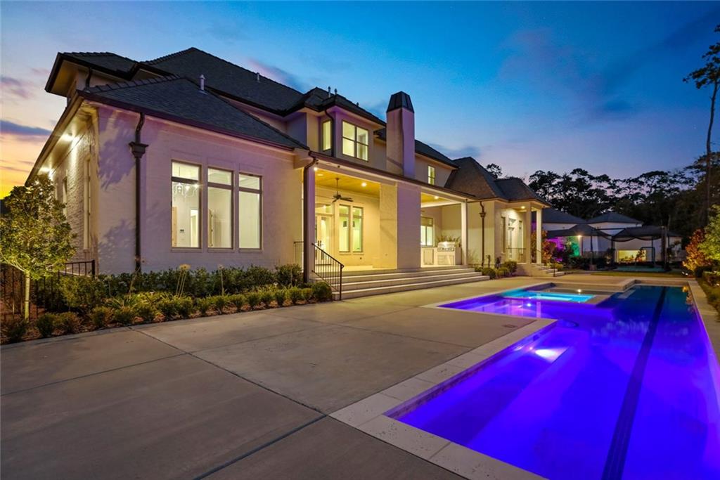 200 OLEANDER Court
