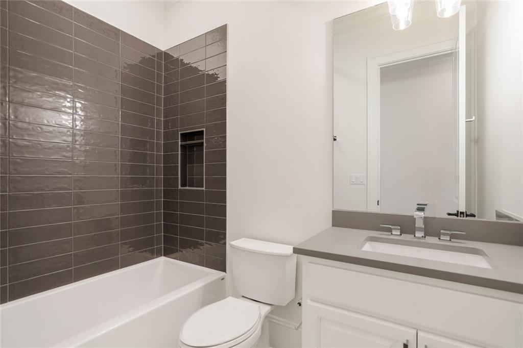 200 OLEANDER Court